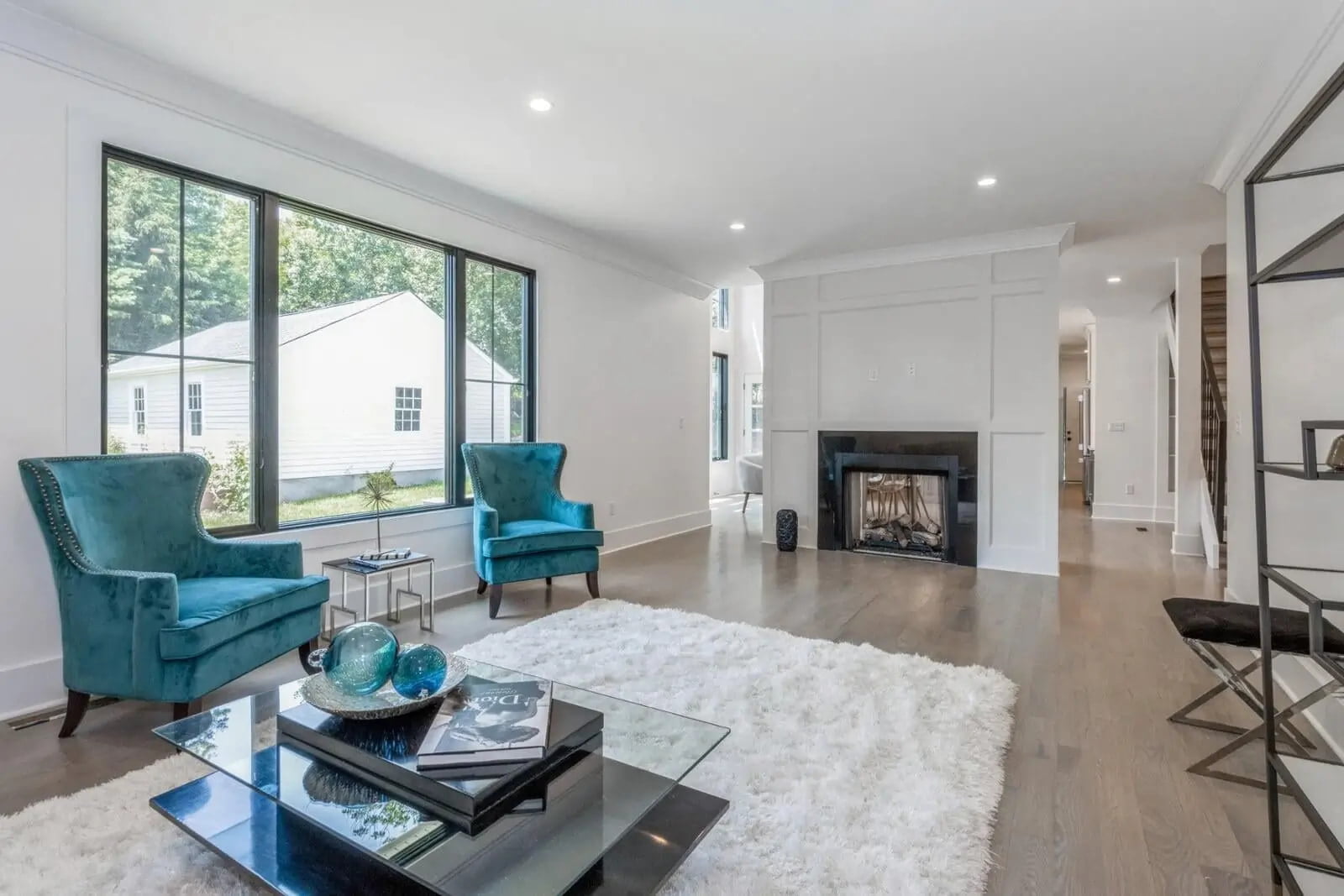 Custom-Built Estates: The Art of Personalized Luxury